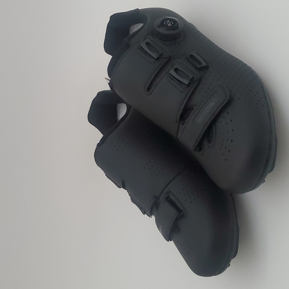 Biking Cycling shoes size 39